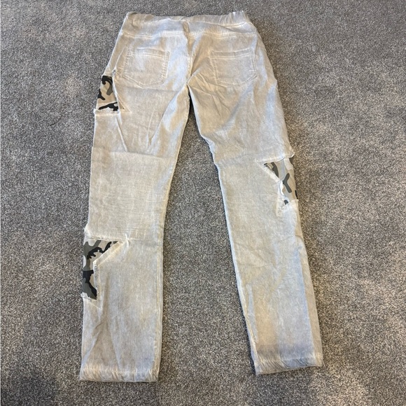New Venti 6 Gray Pants with Camouflage Star Patches Size M - Picture 5 of 6